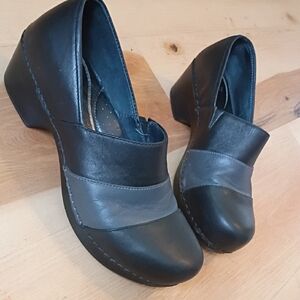 Dansko Heeled Leather Clog EU 39